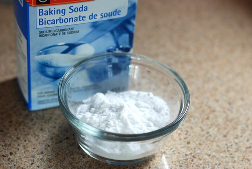 Using Baking Soda to Clean Home